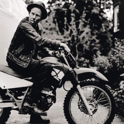 Volta ao mundo com Tom Waits