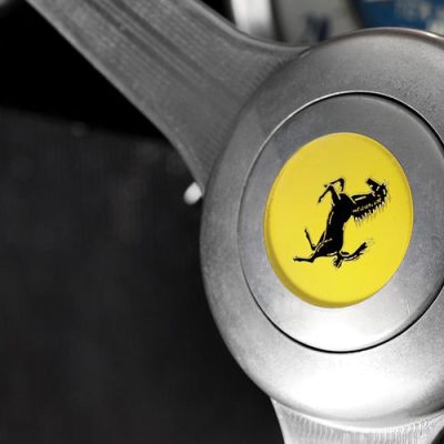 Espiral do Tempo junta relojoaria e automóveis clássicos