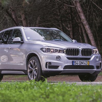 BMW X5 xDrive 40e: Um SUV mais ecológico