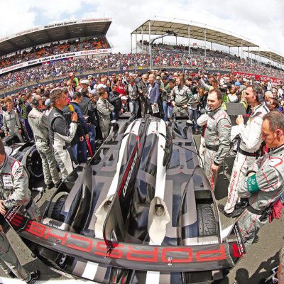 Nos bastidores da Porsche em Le Mans