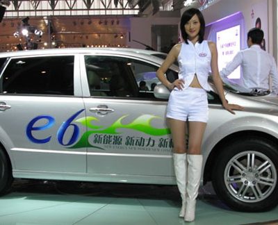 China quer reduzir emissões com veículos elétricos