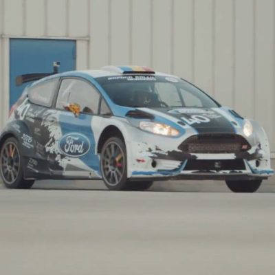 As incríveis acrobacias de um Fiesta R5 da Ford Roménia