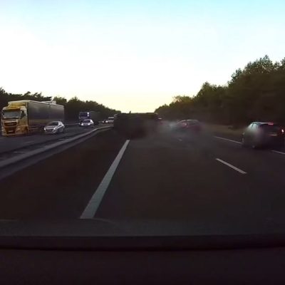 Tesla prevê acidente antes de acontecer