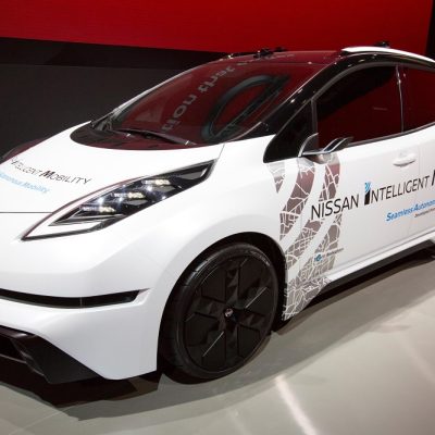 Próximo Nissan Leaf vai ter condução autónoma