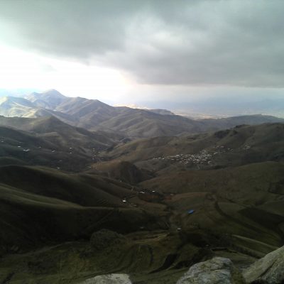 Nunca tirar fotos a uma central nuclear no Irão