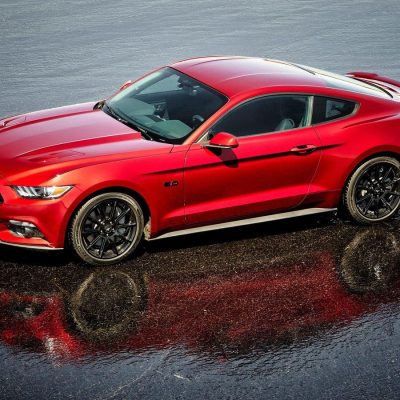 Ford Mustang e Transit vão ser híbridos